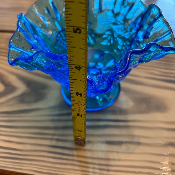 Beautiful Blue Westmorland Ruffled Compote bowl 4” - Picture 9 of 10